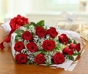Dozen Cash and Carry Roses (Select Color)
